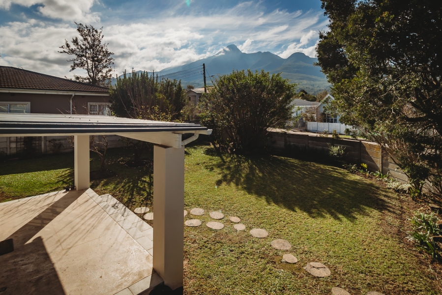 2 Bedroom Property for Sale in Fernridge Western Cape
